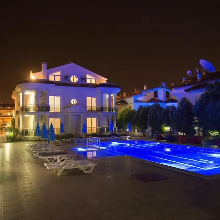 Stella Lux Apart & Residance Apartahotel 4*